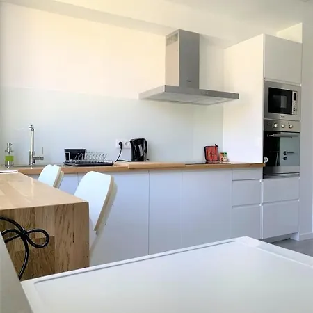 Madeira, 3 Bedroom With Ocean Views In