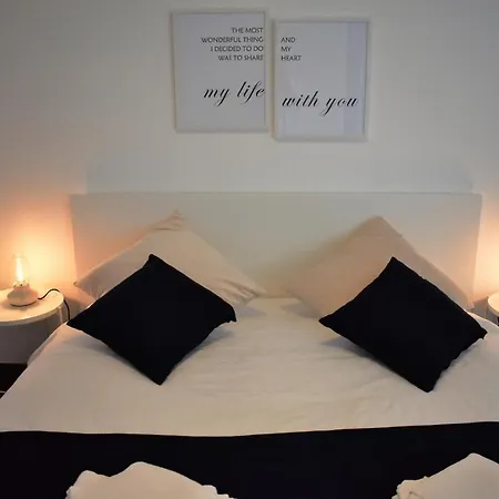 Madeira, 3 Bedroom With Ocean Views In Lejlighed *